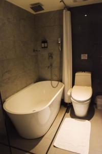 新麗旅店 Newful Hotel 욕실