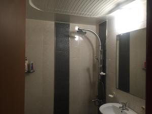 Koupelna v ubytování Prince Hotel