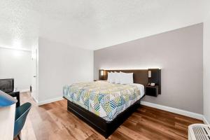 Postel nebo postele na pokoji v ubytování Motel 6 Port Lavaca, TX