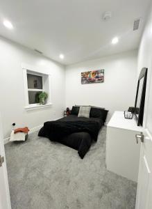 TV/trung tâm giải trí tại Newly Remodeled Luxury Ski and Relax Retreat +3 ảnh