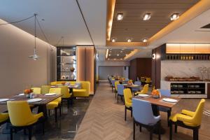 אזור ישיבה ב-Hampton by Hilton Changsha Wuyi Square