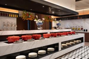 הלאונג' או אזור הבר ב-Hampton by Hilton Changsha Wuyi Square