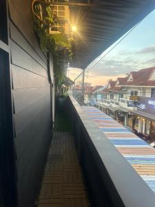 Balkón nebo terasa v ubytování The Hidden Gem Poshtel Koh Tao