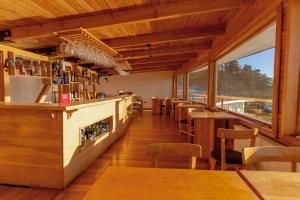 Ο χώρος του lounge ή του μπαρ στο Errante Ecolodge