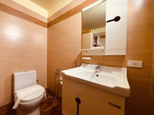 Gallery image of The Castle Hotel Nong Khai in Ban Nong Chaeng +26 photos