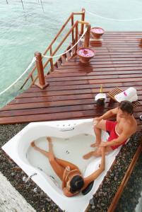 Hosté ubytování Adaaran Prestige Water Villas - with Dine around Premium All inclusive - 24 hours