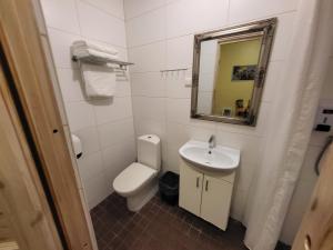 Bilik mandi di Viva Nord Hotel
