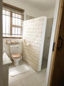 Vannituba majutusasutuses Bohemian Escape Midrand