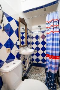 A bathroom at Dar AL GHAZAL Még 37 kép