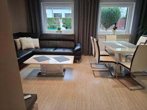 Posedenie v ubytovaní APARTAMENT WŁODEK