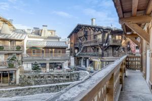 Μπαλκόνι ή βεράντα στο Écrin de raffinement au cœur de Megève