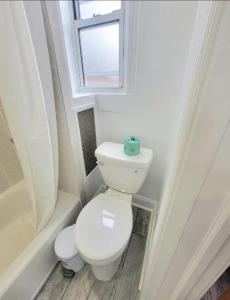 Gallery image of Hudson Suite 30 min to midtown in Yonkers