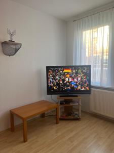 TV a/nebo společenská místnost v ubytování Altes Uhrwerk