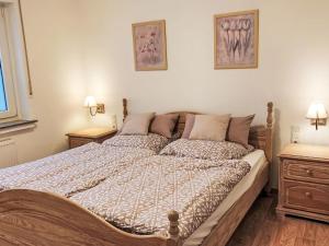 Ένα ή περισσότερα κρεβάτια σε δωμάτιο στο Holiday Home Lindenstraße-3 by Interhome
