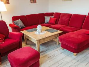 Χώρος καθιστικού στο Holiday Home Lindenstraße-3 by Interhome