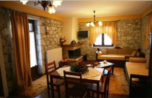 Posedenie v ubytovaní Meterizi Guesthouse