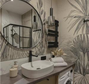 Ένα μπάνιο στο INN Home - Warszawska