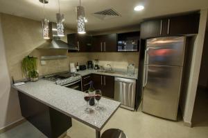 Φωτογραφία από το άλμπουμ του Beachfront Condo with Access to Pools, Gym, Tennis Court σε Puerto Vallarta