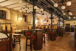 Restauracja lub miejsce do jedzenia w obiekcie Centrum Browar