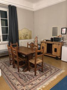 O bucătărie sau chicinetă la Guest House Santa Giustina Lucca Centro Storico