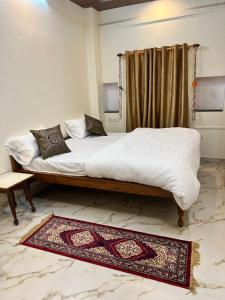 Fotografie z fotogalerie ubytování The Krishna Palace v destinaci Váránasí