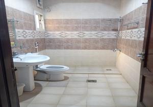 Bagno di فندق أصالة الحمراء
