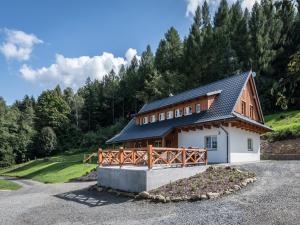 Budova, v ktorej sa vila nachádza