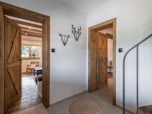Fotografia z galérie ubytovania Villa in Beskydy with Sauna & Mountain Views v destinácii Prostřední Bečva