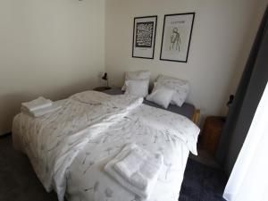 Imagine din galeria proprietății Apartment in Vyso ina near Pern tejn Castle în Ujčov