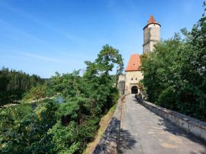 Gambar di galeri bagi Villa in Varva ov with Garden Retreat di Varvažov