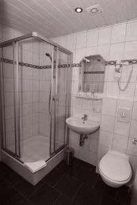 Koupelna v ubytování Hotel Avalon