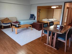 Et sittehjørne på kinkaku Onsen 金閣莊 private onsen reservation for free