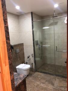 Fotografie z fotogalerie ubytování Hotel The Crown Inn v destinaci Jhunjhunūn + 115 fotografií