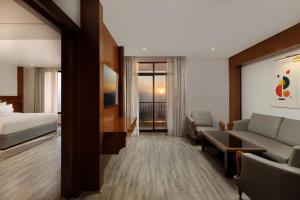 Holiday Inn Resort Kathmandu Budhanilkantha by IHG的休息区
