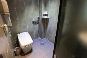 Hotel Kkuljam Stay的一间浴室