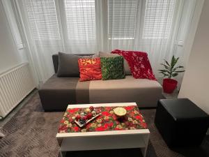 Istumisnurk majutusasutuses Apartman Jevtic