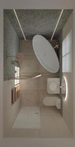 Ένα μπάνιο στο HOT TUB, WOOD BURNER, ELECTRIC GATES, SPA BATHROOM LUXURY 5 stars +18 φωτογραφίες