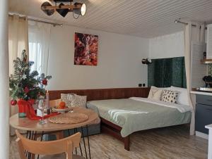 Posezení v ubytování GONTA kottage, ЧАН - ДЖАКУЗІ тераса, вихід в гори