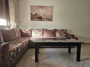Istumisnurk majutusasutuses Appartement Al Amal
