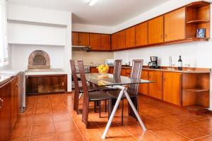 Kuchyň nebo kuchyňský kout v ubytování Sunset House