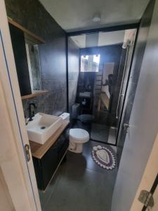 Ένα μπάνιο στο Casa 3 quartos