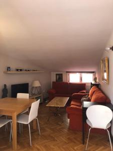Posedenie v ubytovaní Apartamento Turístico Sigüenza