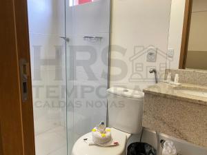 Foto da galeria de Evian Thermas Hotel Incrível no Centro de Caldas Novas com Águas Termais e Ingressos com Valores Exclusivos no Hot Park, Lagoa Termas, Náutico e WaterPark em Caldas Novas