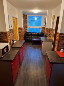 Η κουζίνα ή μικρή κουζίνα στο Rena