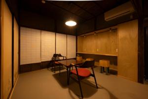 Posezení v ubytování Guesthouse Hatagoya sato 旅籠屋さとう