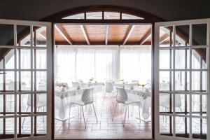 Gallery image of Hotel Riva del Sole in Marina di Campo