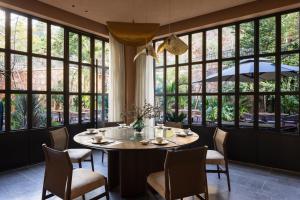 Posezení v ubytování 大理云里小坐听海酒店