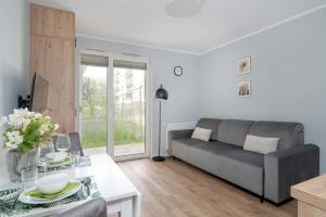 Posedenie v ubytovaní Jasny & Elegancki Apartament typu Studio z Tarasem by Noclegi Renters