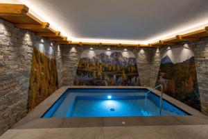 Bazén v ubytování Hotel Hubertushof nebo v jeho okolí