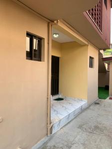 Foto sihtkohas Lagos asuva majutusasutuse Spacious and luxurious studio apartment in OguduGRA galeriist